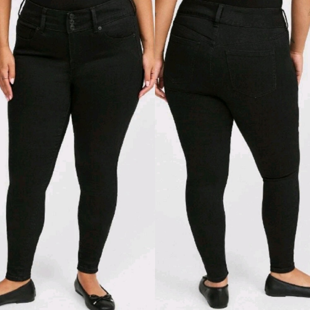 Torrid‎ Sz 26R Black Denim High Rise 3 Button Jeggings Jeans Stretchy Pockets